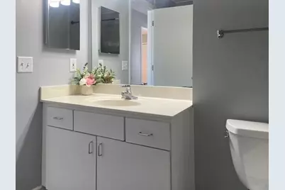 3005 Chapshire Drive SE, Grand Rapids, MI 49546 - Photo 9