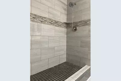 3005 Chapshire Drive SE, Grand Rapids, MI 49546 - Photo 9