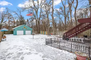 517 W Commerce St, Milford, MI 48381 - Photo 3