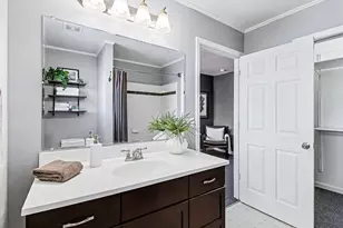 8873 Lagoon Dr, Brighton, MI 48116 - Photo 25