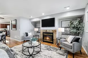 8873 Lagoon Dr, Brighton, MI 48116 - Photo 5