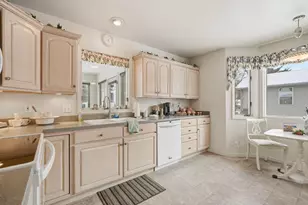 1102 N Ball St, Owosso, MI 48867 - Photo 29