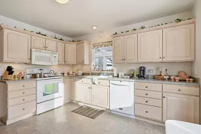 1102 N Ball Street, Owosso, MI 48867 - Photo 31