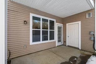 8117 Autumn Woods Tr, Ypsilanti, MI 48198 - Photo 21