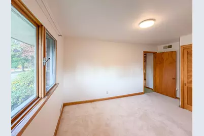 873 Hendrick Road, Norton Shores, MI 49441 - Photo 23