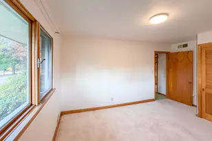 873 Hendrick Rd, Norton Shores, MI 49441 - Photo 23