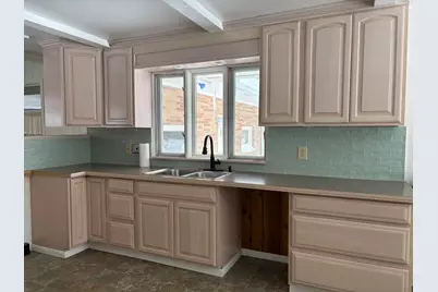 873 Hendrick Road, Norton Shores, MI 49441 - Photo 3