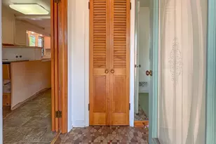 873 Hendrick Rd, Norton Shores, MI 49441 - Photo 5