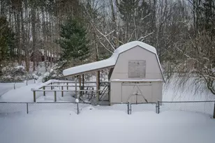 5279 W Lakewood Rd, Whitehall, MI 49461 - Photo 9