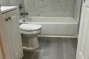 21400 Parklawn St, Oak Park, MI 48237 - Photo 13