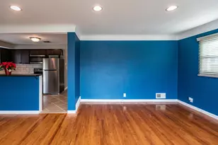 21400 Parklawn St, Oak Park, MI 48237 - Photo 7