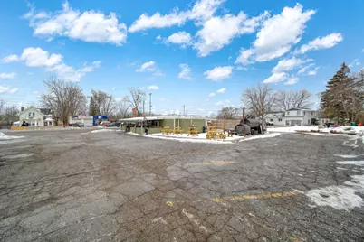 2400 Page Avenue, Jackson, MI 49203 - Photo 11