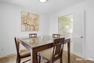 241 Heritage Commons St SE, Grand Rapids, MI 49503 - Photo 7