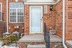 1655 Campau Farms Cir, Detroit, MI 48207 - Photo 3