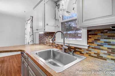 3463 McCracken Street, Norton Shores, MI 49441 - Photo 19