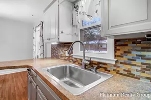 3463 McCracken St, Norton Shores, MI 49441 - Photo 19