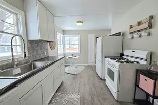 3136 Glendale St, Muskegon, MI 49444 - Photo 11