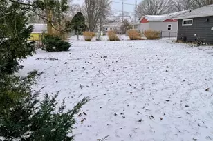 932 Wedgewood Rd, Saint Joseph, MI 49085 - Photo 19