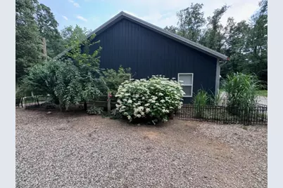 6635 E Chicago Road, Jonesville, MI 49250 - Photo 3