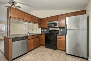 4777 Flying Eagle Dr SE, Kentwood, MI 49548 - Photo 7