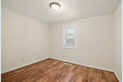 4777 Flying Eagle Drive SE, Kentwood, MI 49548 - Photo 11