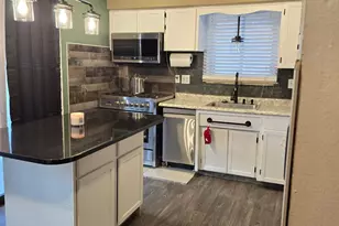 9814 Cass Ave, Taylor, MI 48180 - Photo 9