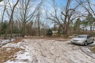 4240 Oakland Dr, Kalamazoo, MI 49008 - Photo 23