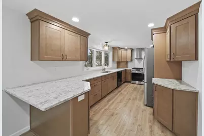 2037 Lake View Drive, Brooklyn, MI 49230 - Photo 7