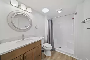 2037 Lake View Dr, Brooklyn, MI 49230 - Photo 9