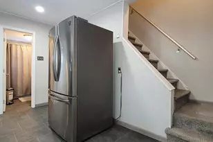 613 Chester St, Jackson, MI 49203 - Photo 13