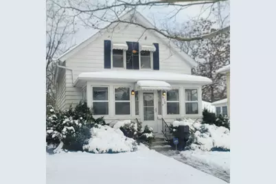 613 Chester Street, Jackson, MI 49203 - Photo 1