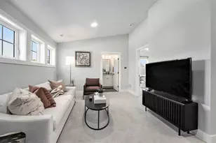 2284 Knapp Bluff Ct NE, Grand Rapids, MI 49525 - Photo 23