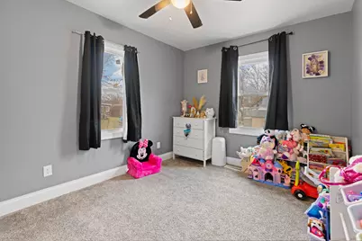 734 S Winter Street, Adrian, MI 49221 - Photo 17