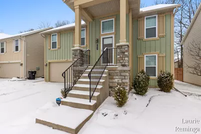 5027 Wild Senna Avenue SE, Kentwood, MI 49512 - Photo 5