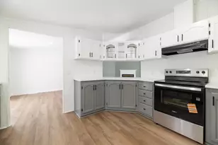 23515 Morton St, Dowagiac, MI 49047 - Photo 3