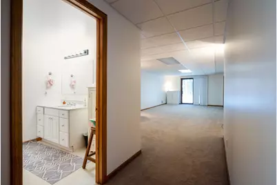 2223 Mapleton Street NE, Grand Rapids, MI 49505 - Photo 17