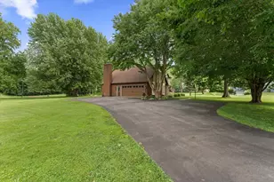 22279 Loupee Dr, Cassopolis, MI 49031 - Photo 37