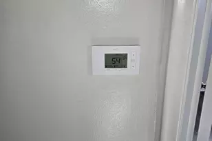 27294 W Pleasant Ridge Dr, Dearborn Heights, MI 48127 - Photo 17