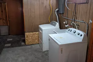 27294 W Pleasant Ridge Dr, Dearborn Heights, MI 48127 - Photo 27