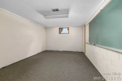 8055 S Castle Road, Sheridan, MI 48884 - Photo 21