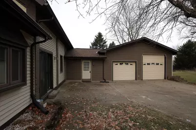 14339 Tuttlehill Road, Milan, MI 48160 - Photo 5