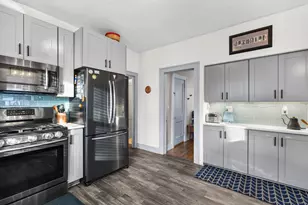 48 Fuller Ave NE, Grand Rapids, MI 49506 - Photo 9