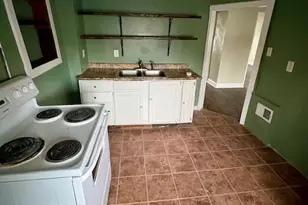 148 Beyne St, Mount Clemens, MI 48043 - Photo 9