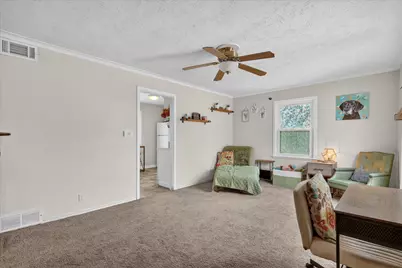 247 W 21st Street, Holland, MI 49423 - Photo 9