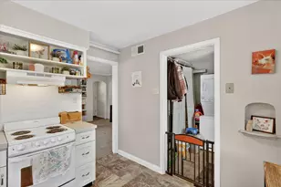 247 W 21st St, Holland, MI 49423 - Photo 15
