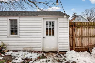 247 W 21st St, Holland, MI 49423 - Photo 27