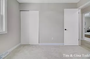 1628 Ira Ave NW, Grand Rapids, MI 49504 - Photo 15