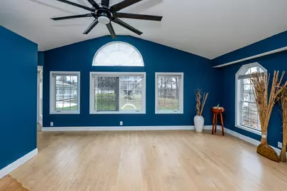 33248 M 62 W, Dowagiac, MI 49047 - Photo 13