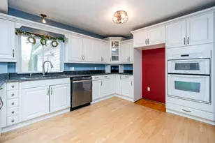 33248 M 62 W, Dowagiac, MI 49047 - Photo 9