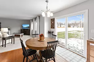 518 Dogwood Ln, Watervliet, MI 49098 - Photo 7